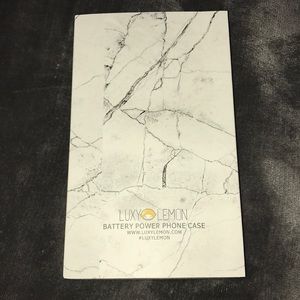 NWT Luxy Lemon Charging Case